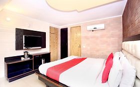 Oyo 5956 Hotel Continental Inn 42